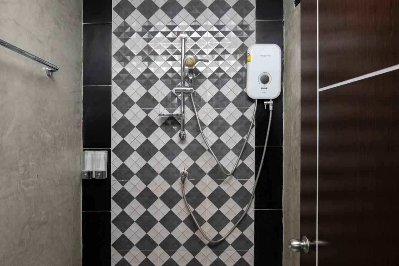 Bell Lifestyle Phuket Hostel *